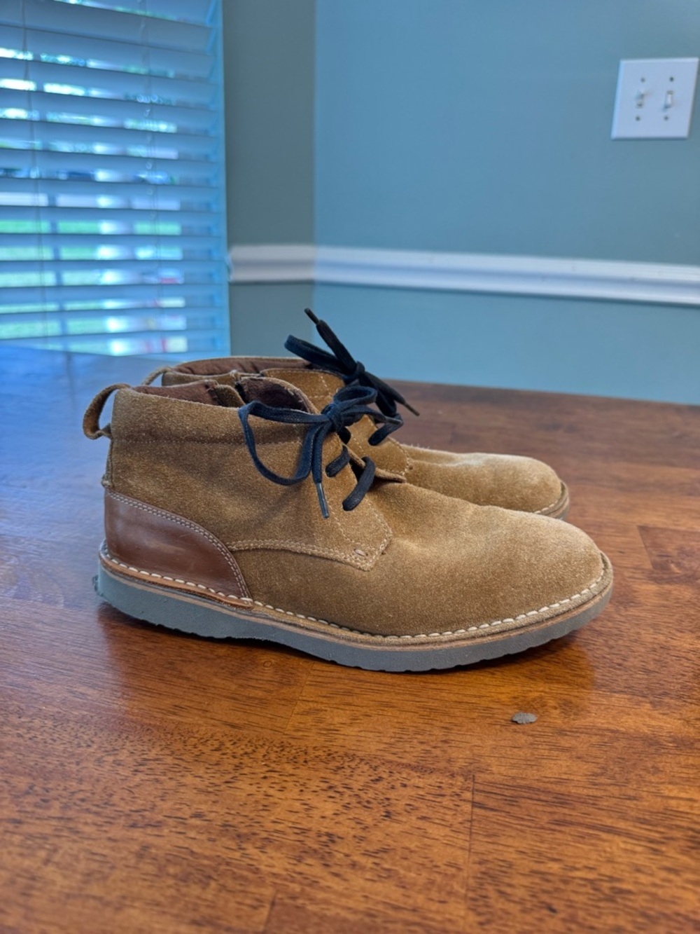 Florsheim Kids Navigator Jr. Chukka Boots Mocha Suede Boys Size 5